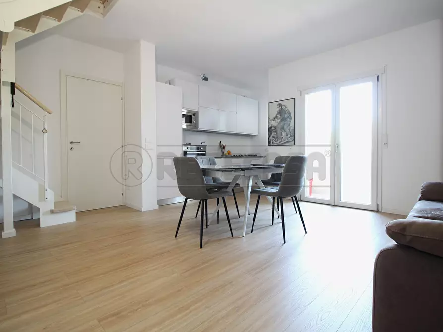 Immagine 1 di Bilocale in vendita  in Via Vienna 3 a Montebello Vicentino
