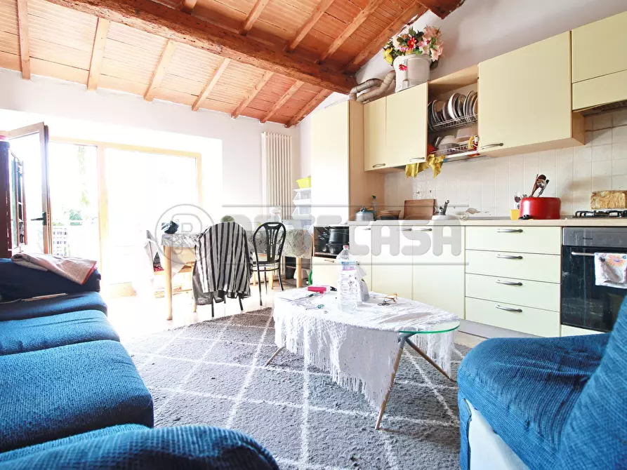 Immagine 1 di Bilocale in vendita  in Via Canova 6 a Gambellara