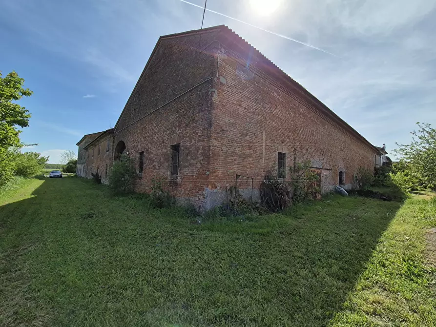 Immagine 25 di Rustico / casale in vendita  in Località Menabue a Gabbioneta Binanuova