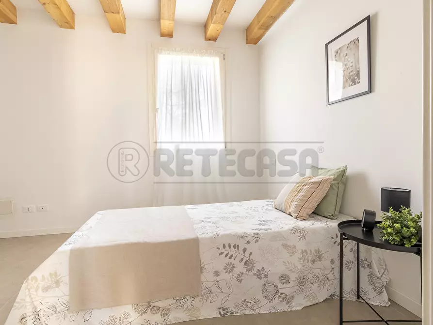 Immagine 15 di Bilocale in vendita  in Via Zuccola 37 a Bolzano Vicentino