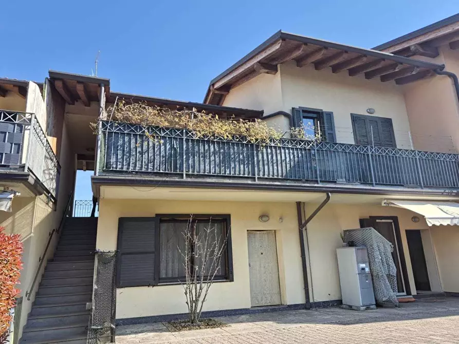 Immagine 24 di Trilocale in affitto  a Cavernago