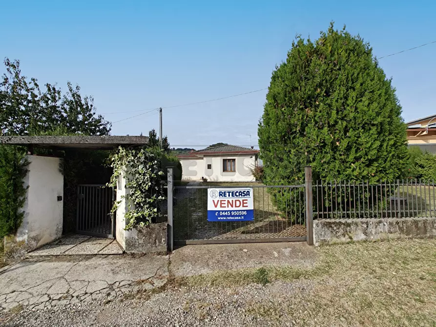 Immagine 3 di Villa in vendita  in Via del Lavoro 14 a Brogliano