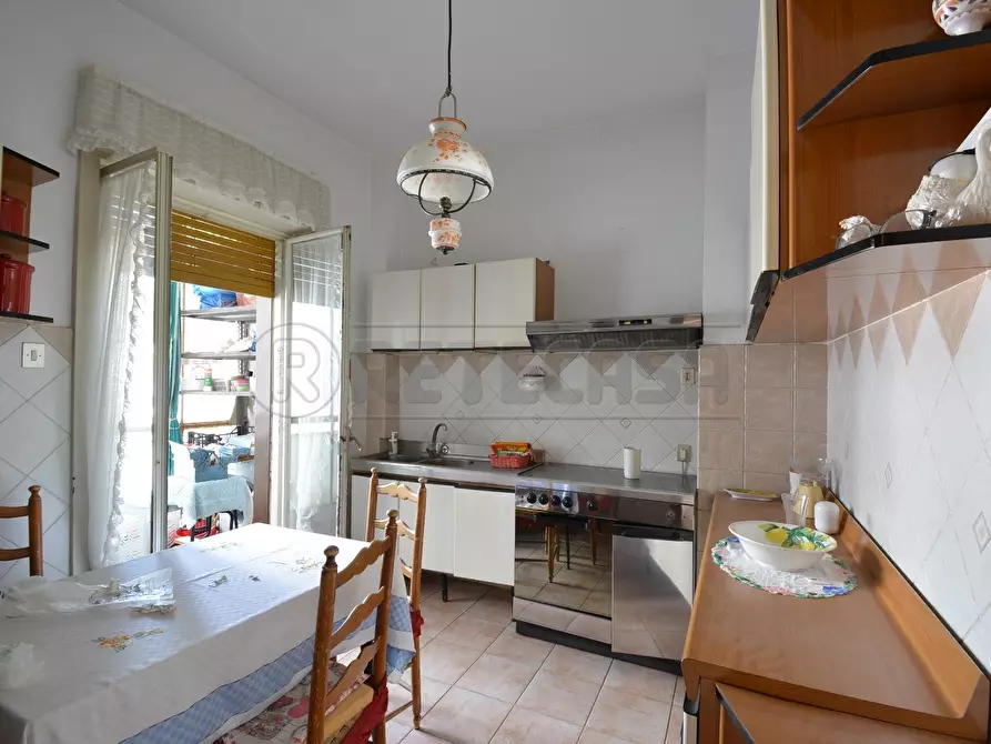 Immagine 19 di Quadrilocale in vendita  in Via Pietro Castelli 54 a Messina