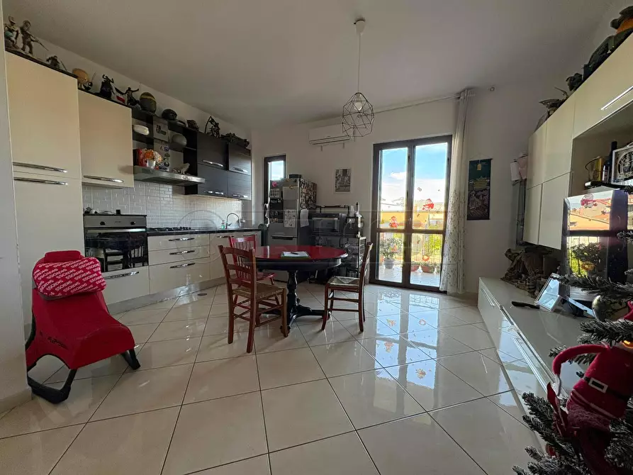 Immagine 14 di Trilocale in vendita  in Via Petrarca a Macerata Campania