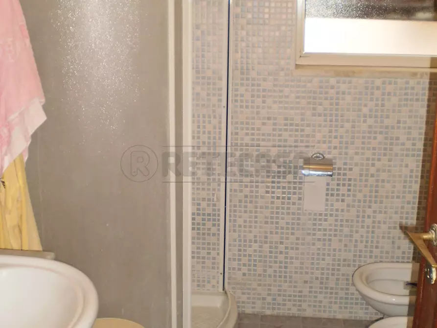 Immagine 6 di Quadrilocale in affitto  in viale regina elena 125 a Messina