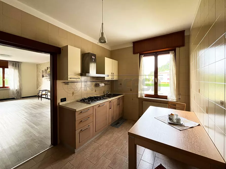 Immagine 6 di Trilocale in vendita  in Via Peschiera dei Muzzi a Sovizzo