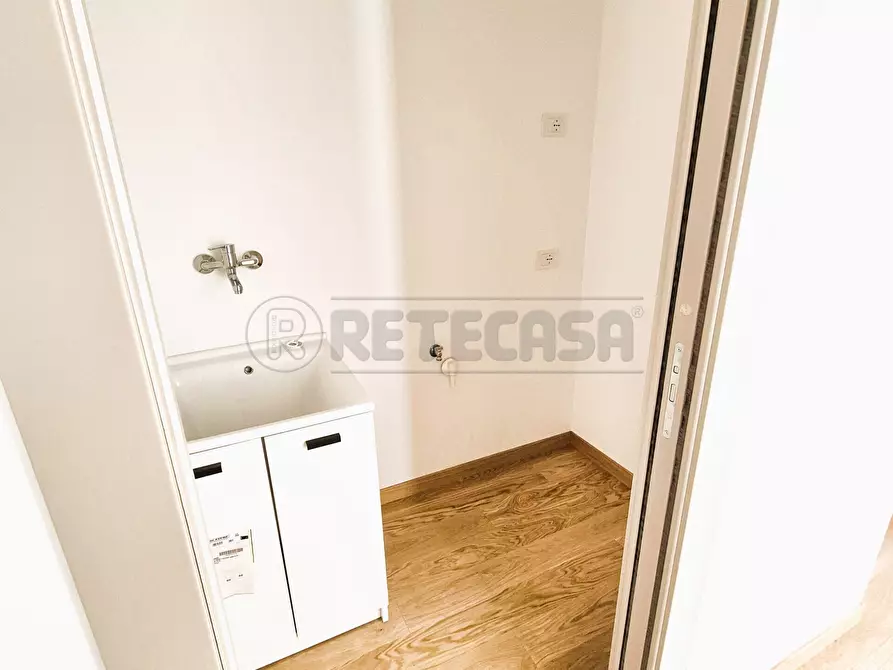 Immagine 10 di Quadrilocale in vendita  a Pescara