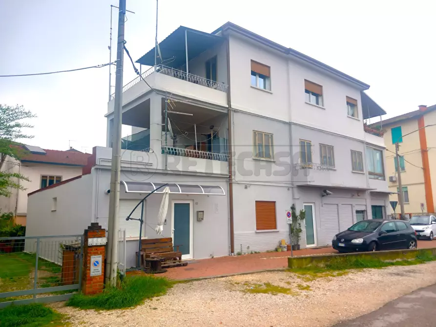 Immagine 3 di Terratetto in vendita  in strada di casale 90 a Vicenza