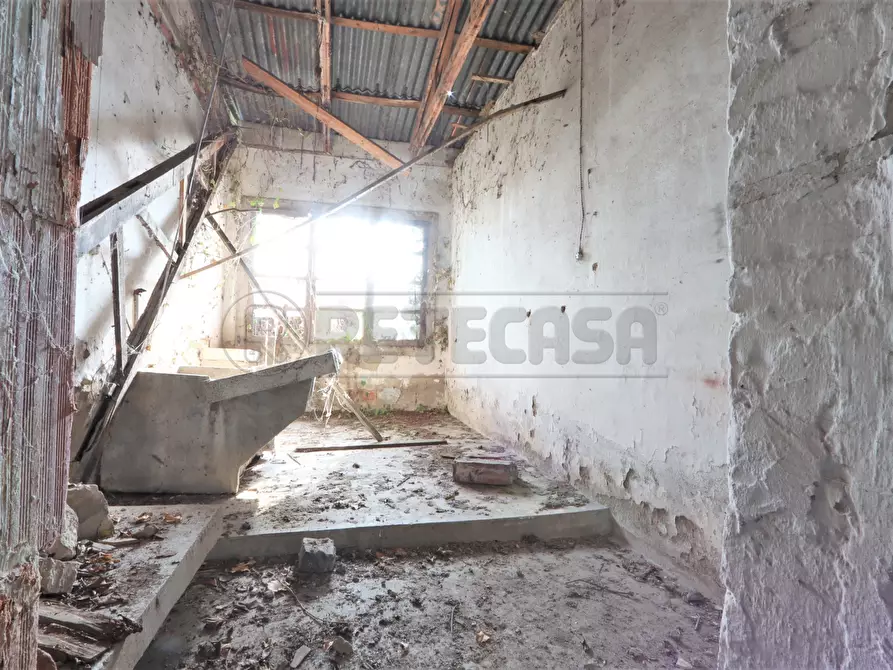 Immagine 12 di Rustico / casale in vendita  in Via delle Grotte a Longare