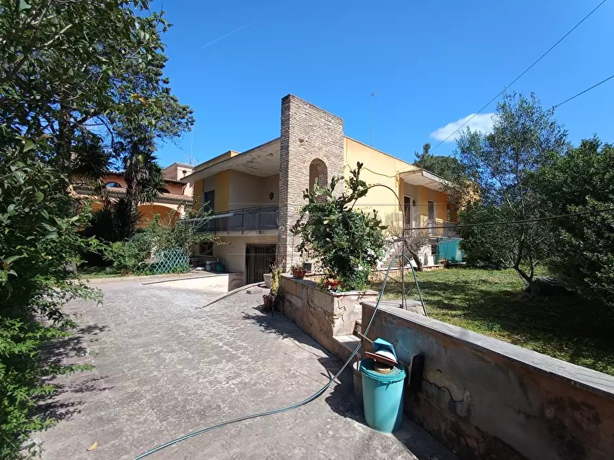 Immagine 3 di Villa in vendita  in Via San Simone 79 a Sannicola
