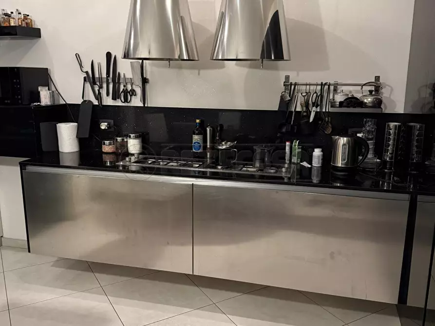 Immagine 4 di Casa bifamiliare in vendita  in Via Giulio Cesare 2 a Desenzano Del Garda