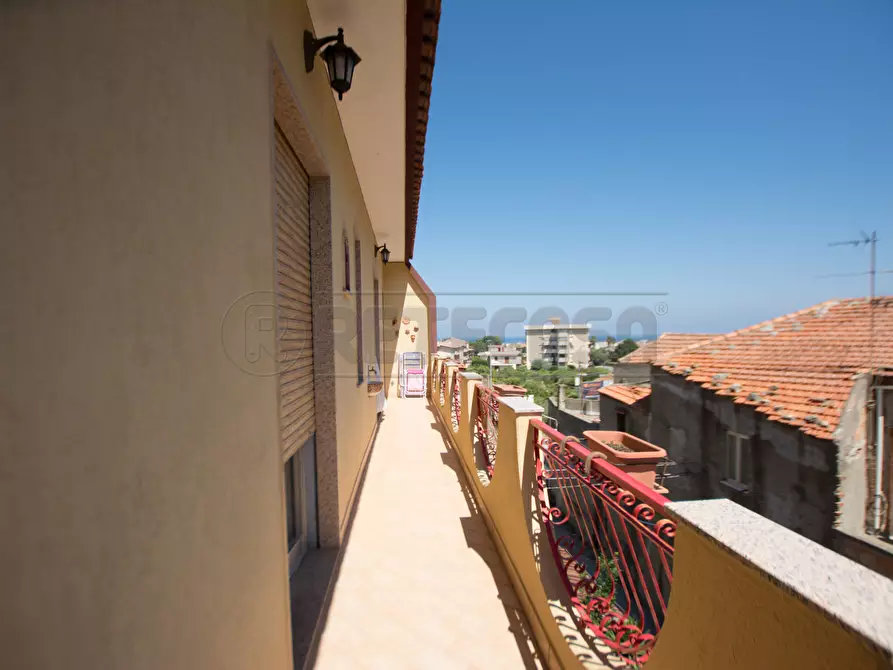 Immagine 30 di Pentalocale in vendita  in Via Febo 14 a Rometta