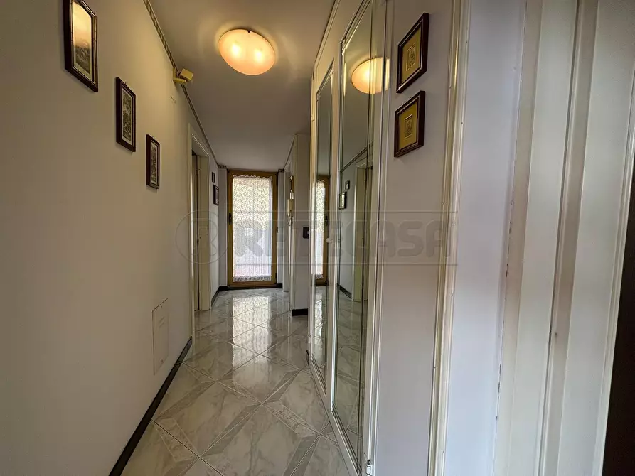 Immagine 51 di Villetta a schiera in vendita  in Via Giudice Falcone a Marcianise