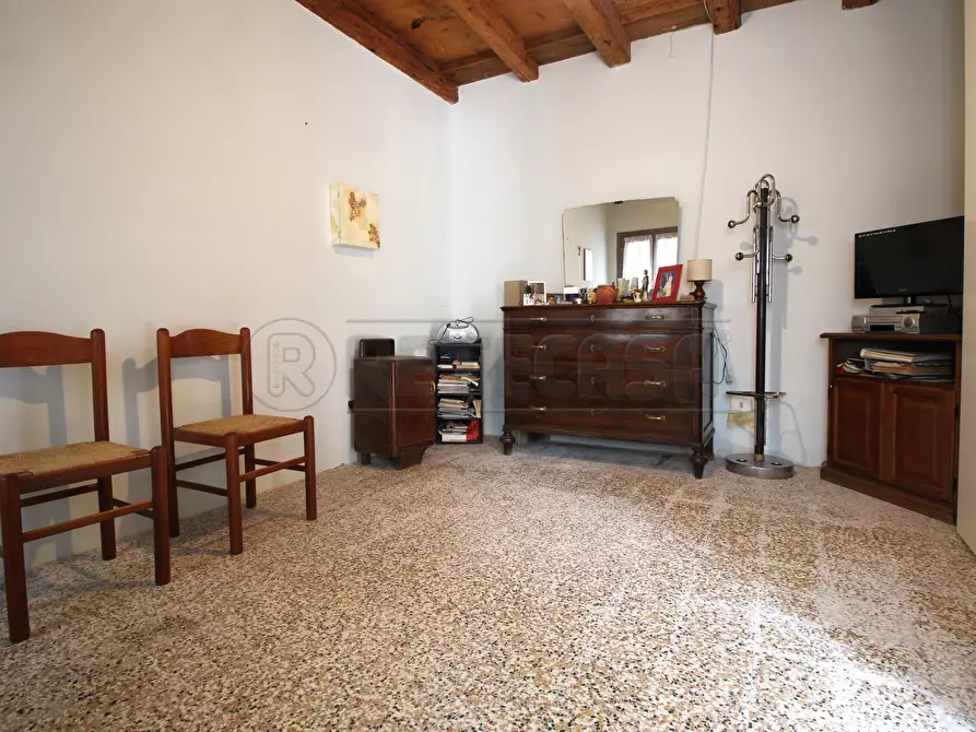 Immagine 4 di Rustico / casale in vendita  in Via Castello 43 a Gambellara