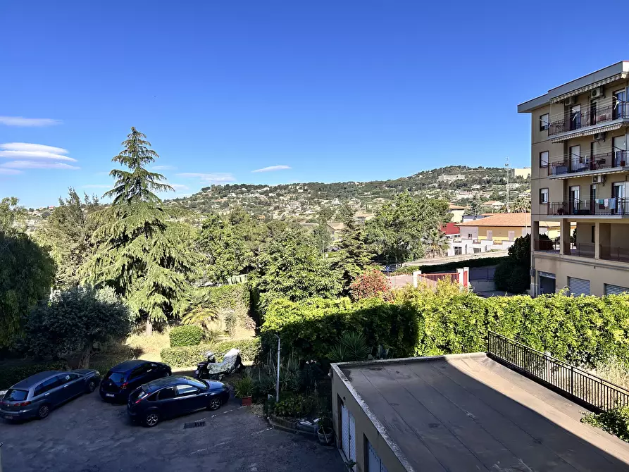 Immagine 23 di Quadrilocale in vendita  in Via Balate 29 a Caltanissetta