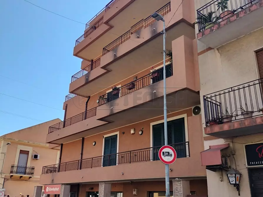 Immagine 4 di Locale commerciale in affitto  in Via Marco Polo 268 a Messina