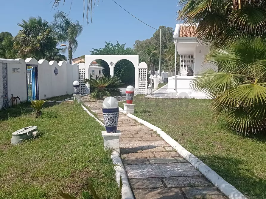 Immagine 13 di Villa in vendita  a Castelvetrano