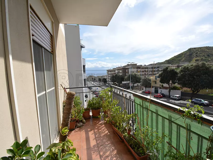 Immagine 23 di Quadrilocale in vendita  a Messina