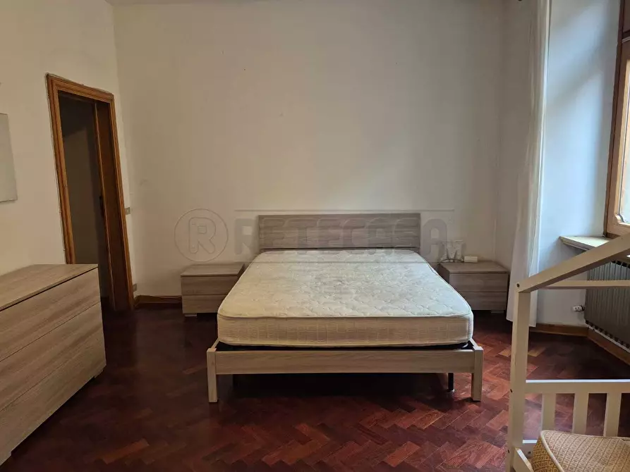 Immagine 8 di Quadrilocale in affitto  in via Tasso a Bergamo