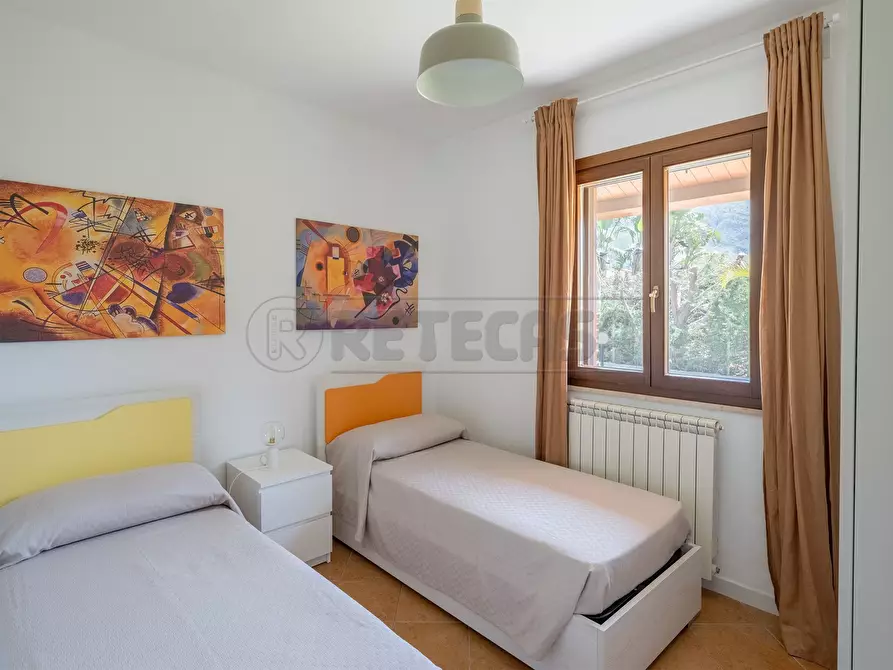 Immagine 3 di Villa in vendita  a Castellammare Del Golfo