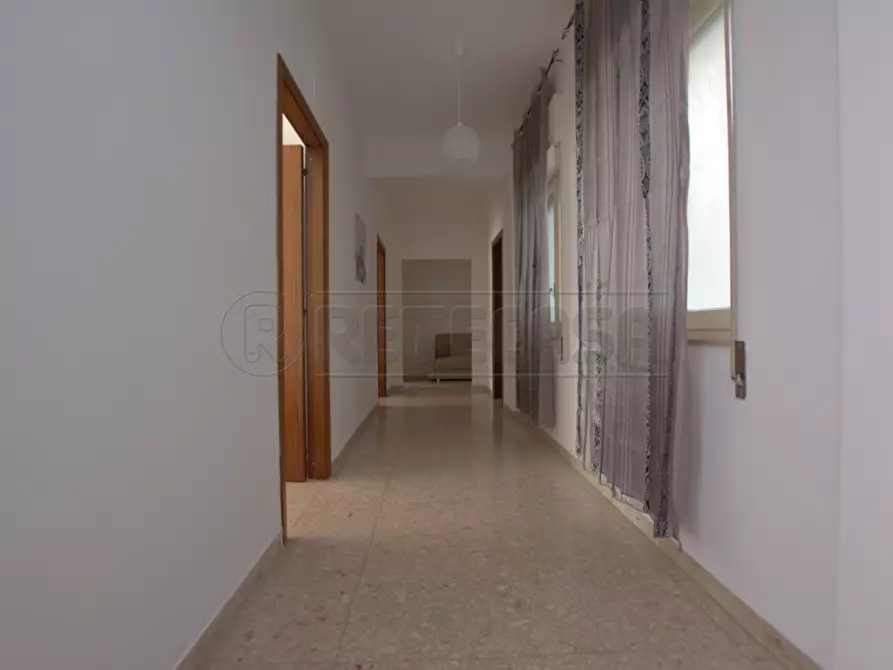 Immagine 13 di Quadrilocale in affitto  in Via Garibaldi 306 a Messina