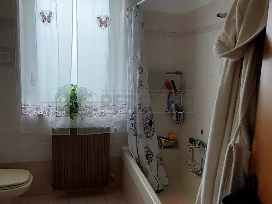 Immagine 11 di Quadrilocale in vendita  a Scorrano