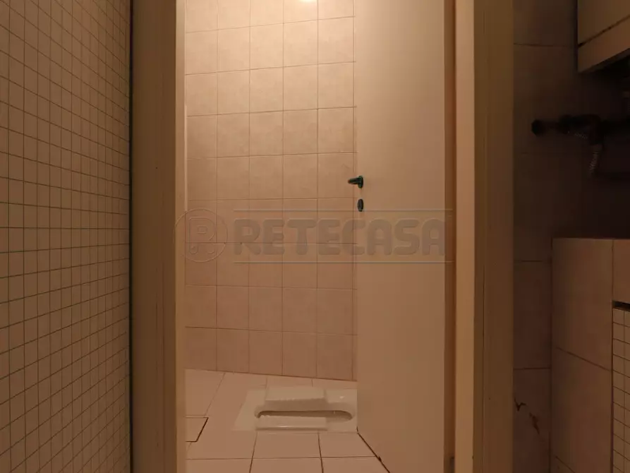 Immagine 24 di Locale commerciale in vendita  in Contrà S.S.Apostoli 35 a Vicenza