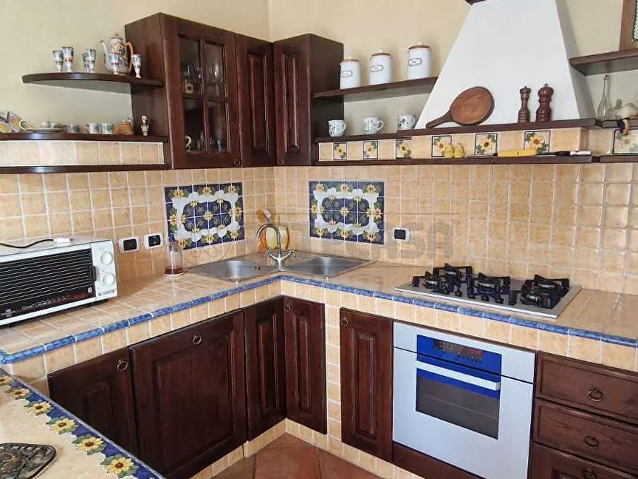 Immagine 10 di Casa semindipendente in vendita  a Fisciano