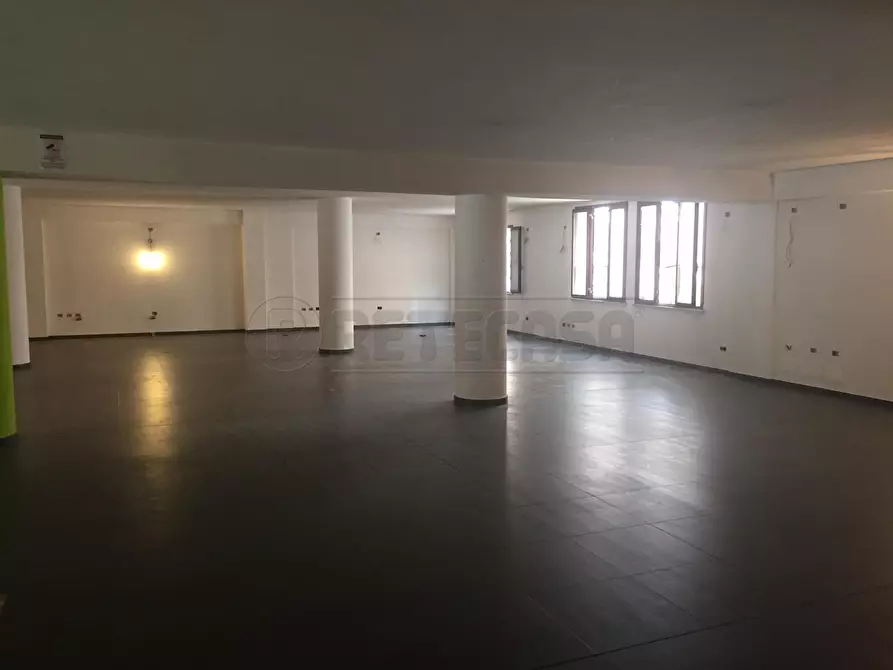 Immagine 7 di Locale commerciale in affitto  a Mazara Del Vallo