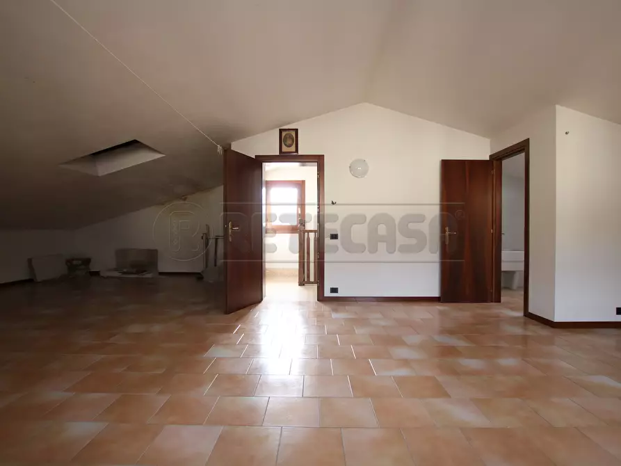 Immagine 46 di Porzione di casa in vendita  a Arcugnano