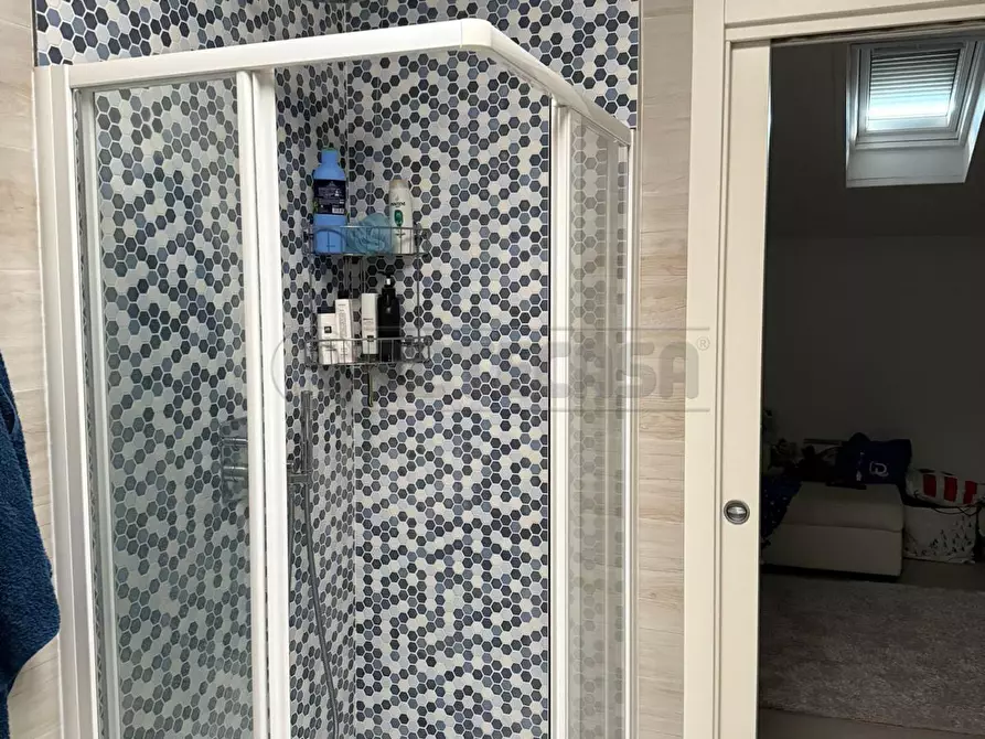 Immagine 19 di Casa bifamiliare in vendita  in Via Giulio Cesare 2 a Desenzano Del Garda