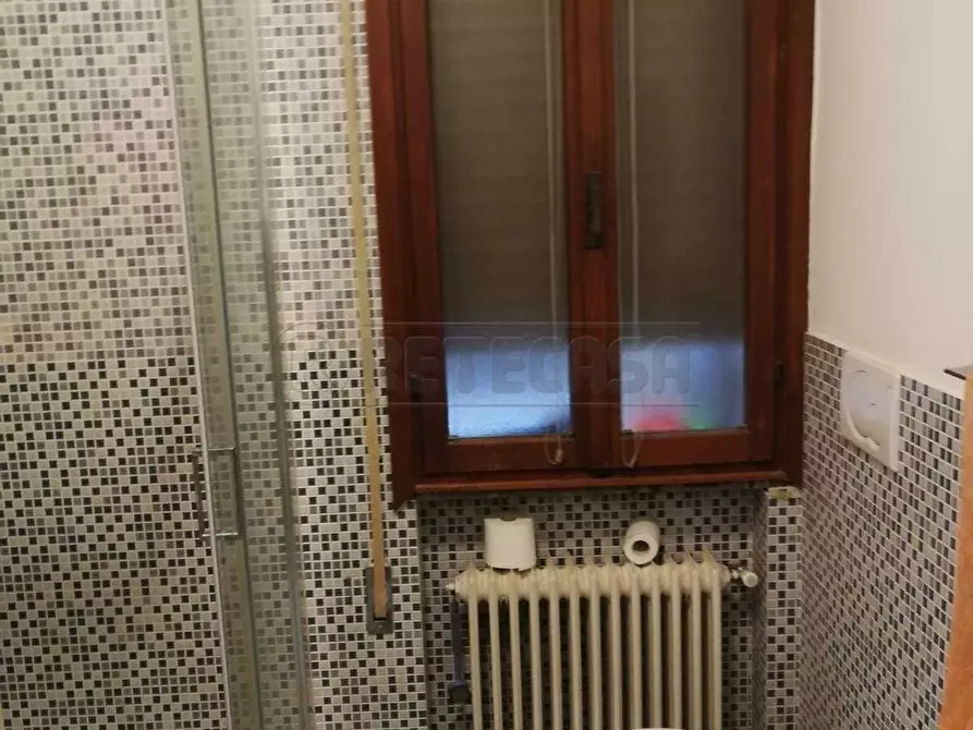 Immagine 13 di Ufficio in affitto  a Mirano