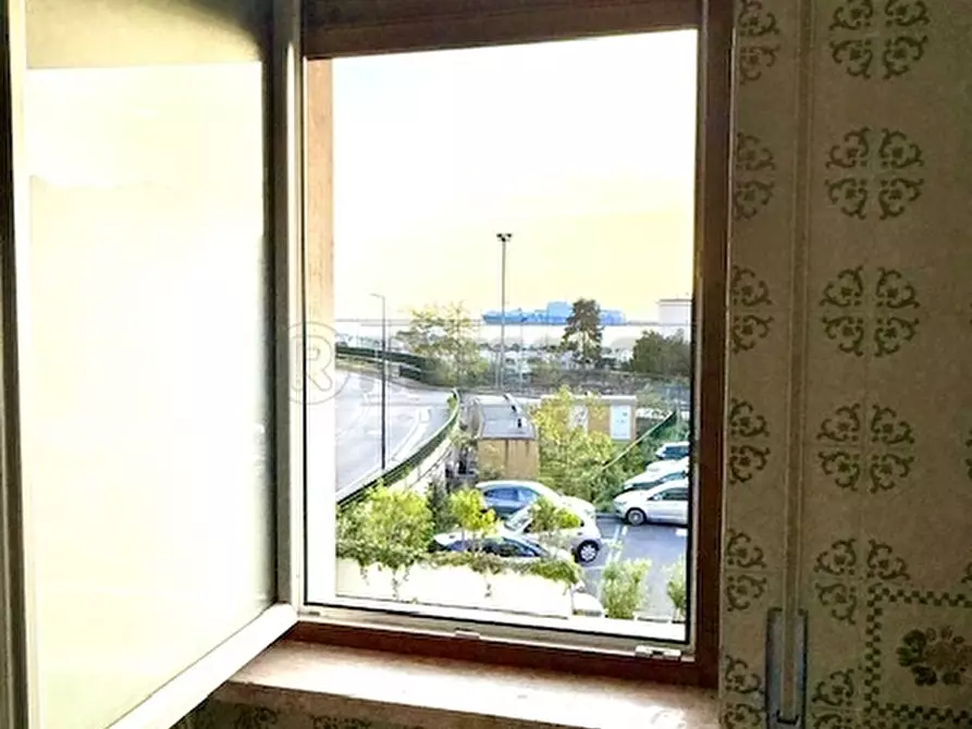 Immagine 21 di Trilocale in vendita  in Via Sandro Pertini 1 a Salerno