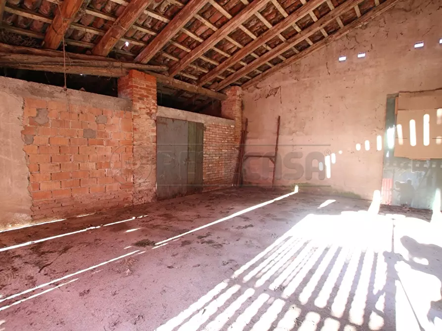 Immagine 22 di Rustico / casale in vendita  a Montegalda