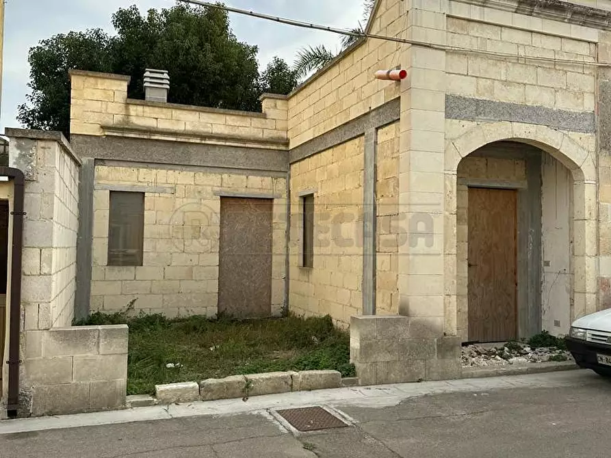 Immagine 15 di Rustico / casale in vendita  in Via XXIV Maggio 20 a Muro Leccese