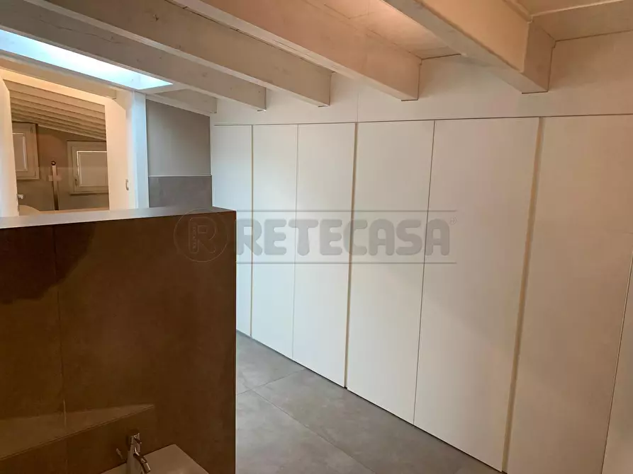 Immagine 59 di Appartamento in affitto  a Bergamo