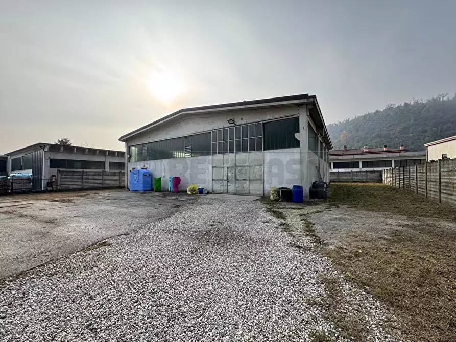 Immagine 7 di Attività artigianale in affitto  a Arcugnano