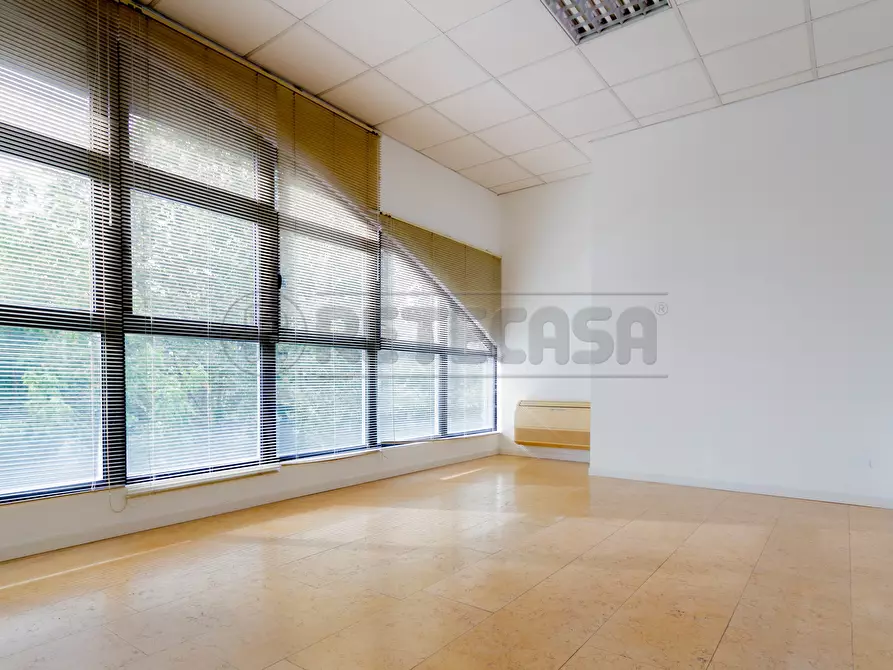 Immagine 8 di Ufficio in vendita  in Via Ca’ Del Luogo 8F a Bolzano Vicentino