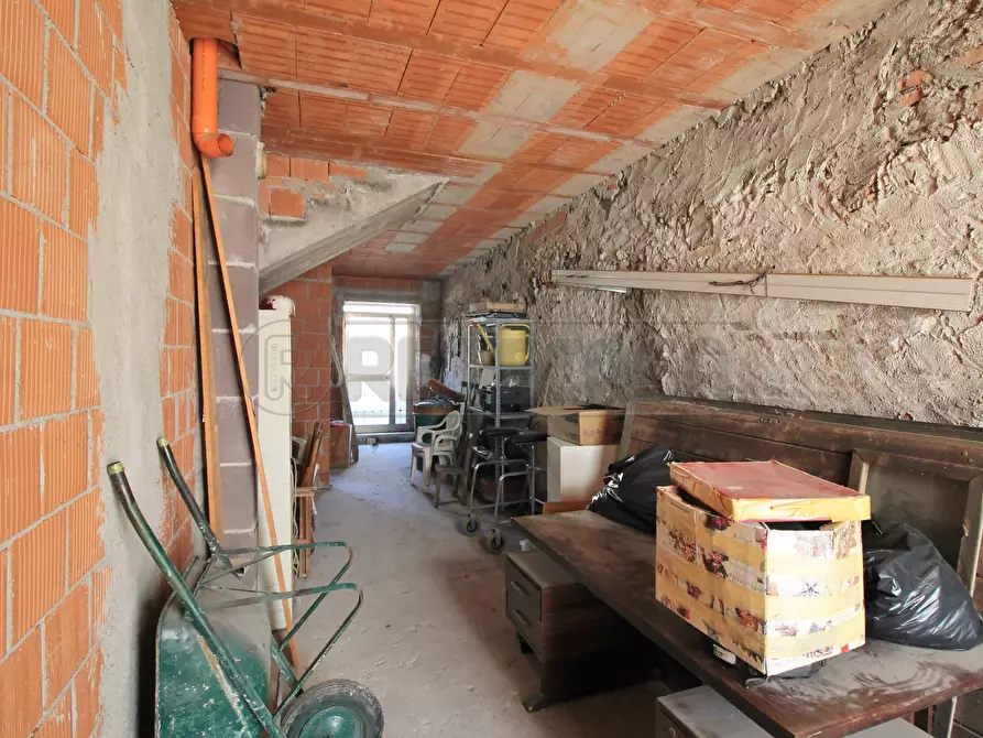 Immagine 12 di Bilocale in vendita  in Via Canova 6 a Gambellara