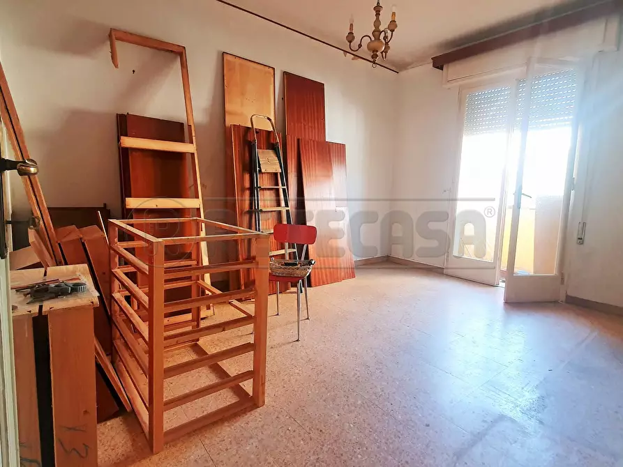 Immagine 14 di Bilocale in vendita  in Via Giuseppe Mazzini 228 a Viareggio