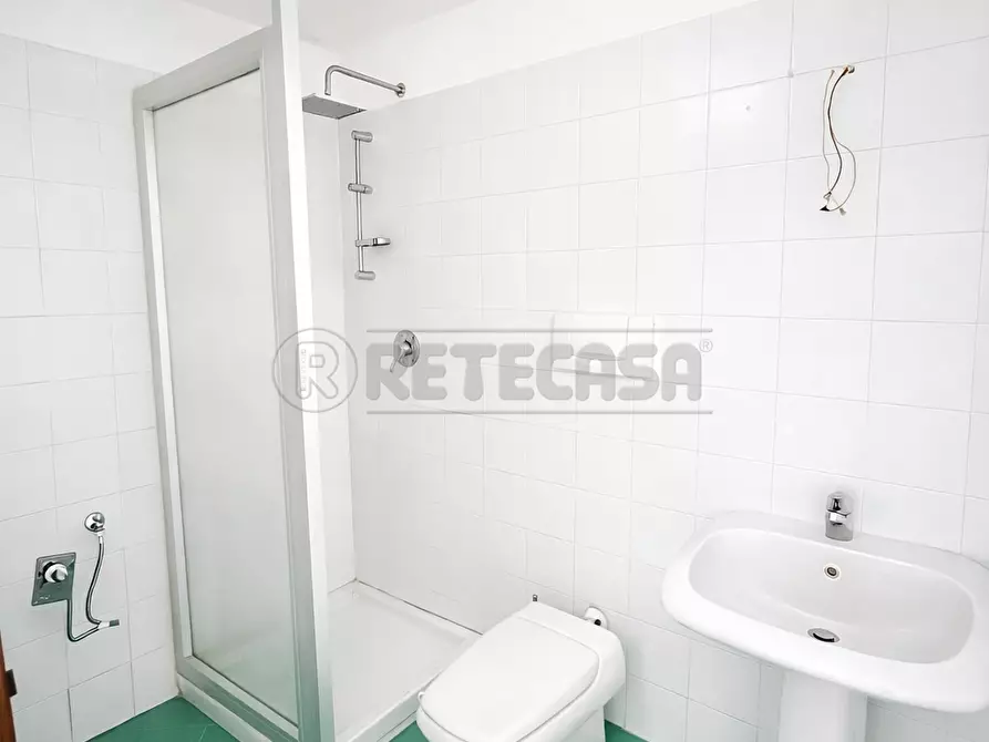 Immagine 15 di Bilocale in vendita  in Via Vittorio Bachelet a Vicenza