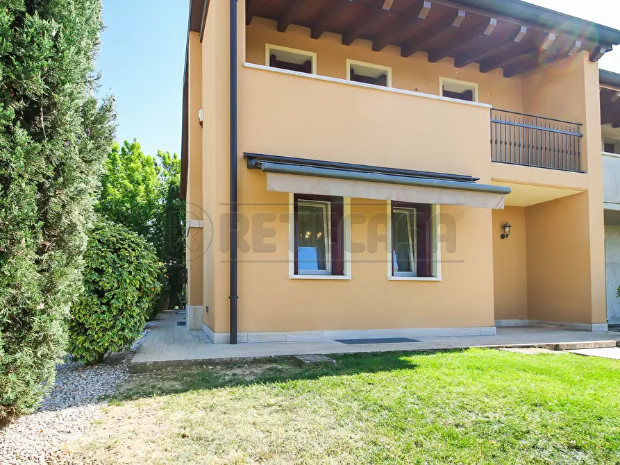Immagine 3 di Casa bifamiliare in vendita  in Via Valliera 5 a Cittadella