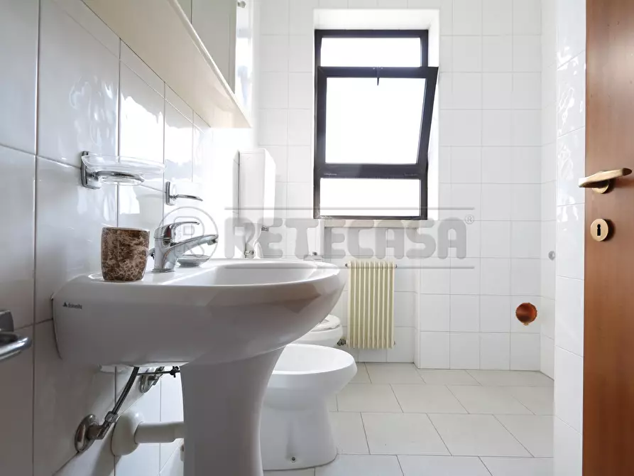 Immagine 21 di Trilocale in affitto  in Via delle Casermette a Vicenza