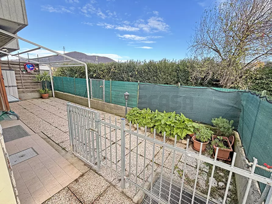 Immagine 5 di Appartamento in vendita  in via xxv aprile 8 a Brogliano