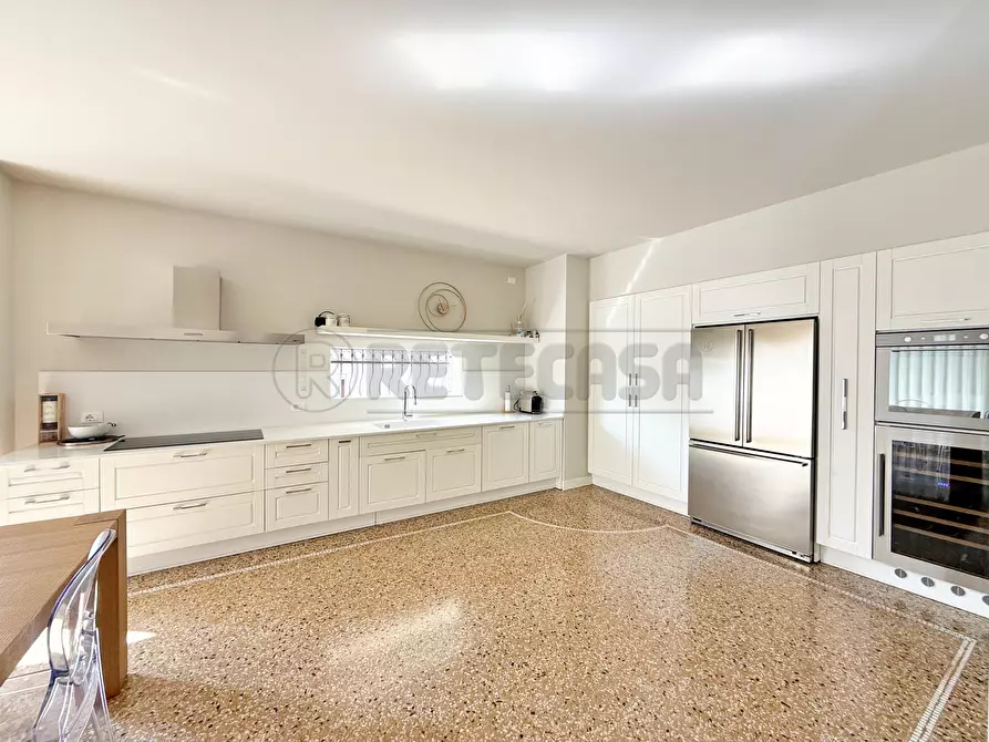 Immagine 4 di Porzione di casa in vendita  a Arzignano