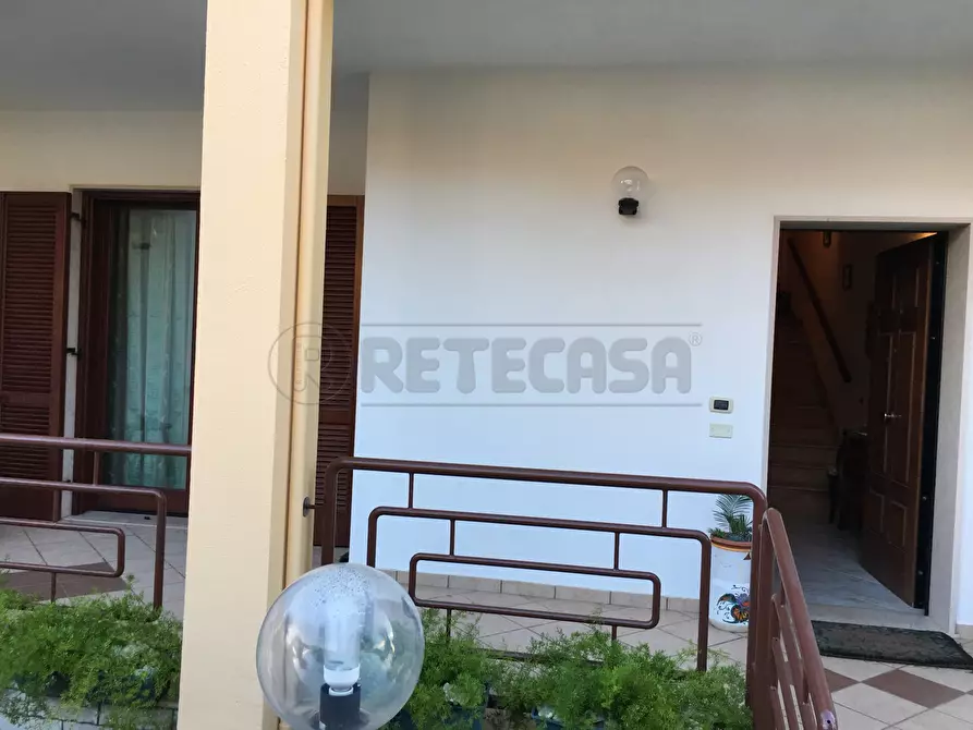 Immagine 12 di Villetta a schiera in vendita  in Via C. Rocci Cerasoli a Gallipoli