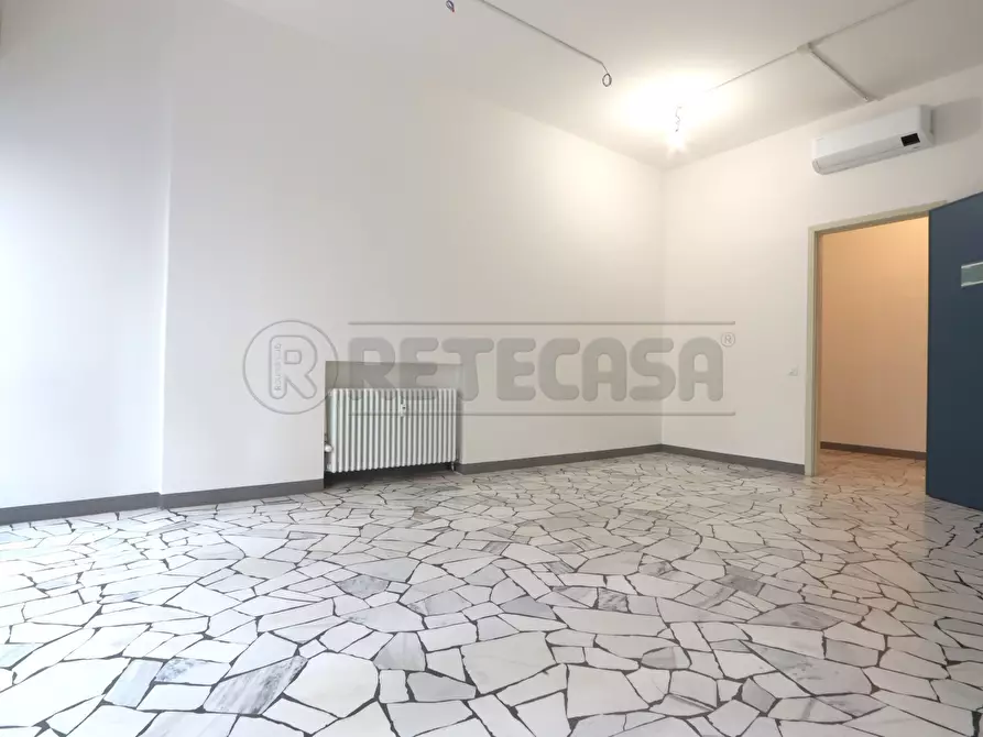 Immagine 52 di Ufficio in affitto  in Viale Milano 56 a Vicenza