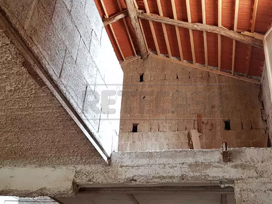 Immagine 8 di Magazzino in affitto  in Via Busacca 5 a Marcianise