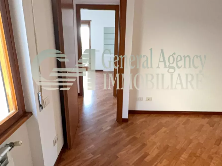 Immagine 13 di Trilocale in vendita  in VIA ANTONIO PISANO a Roma