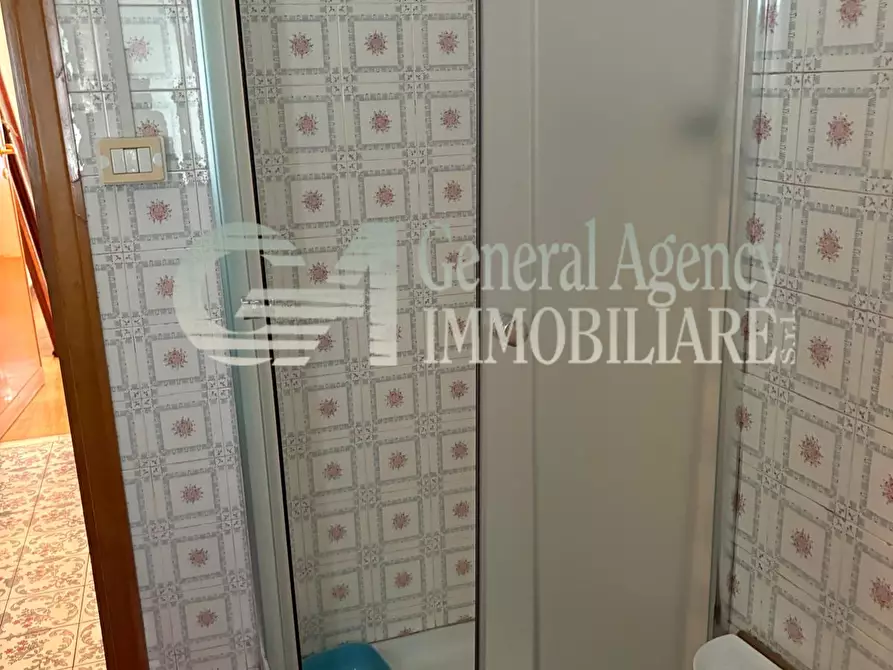 Immagine 31 di Appartamento in vendita  in via guido de ruggiero a Roma